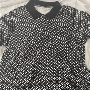 Laura Scott Black and White Button Down Shirt